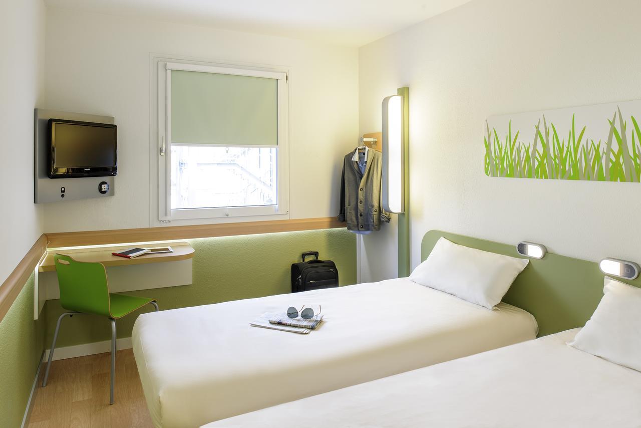 Ibis Budget Muenchen Putzbrunn Exterior photo