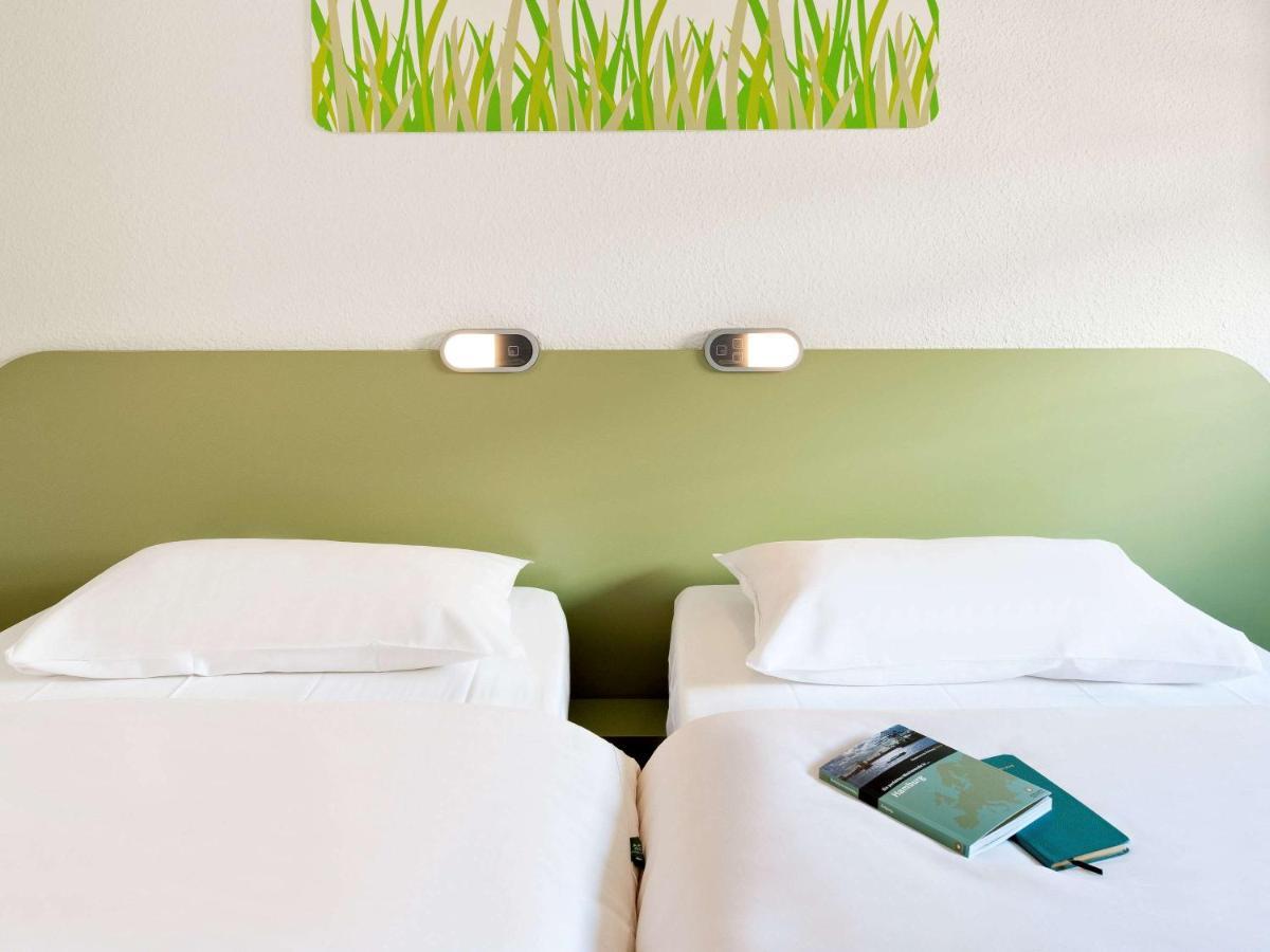 Ibis Budget Muenchen Putzbrunn Exterior photo